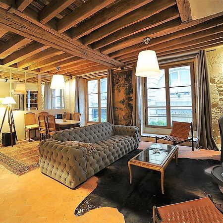 Beautiful Apartment In Historical Marais Paris Exteriör bild